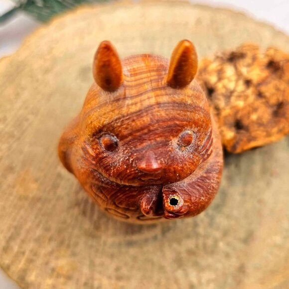 Nature Wood Carved Totora Decor Figure - Picture 3 of 10